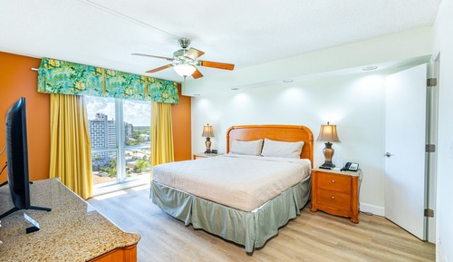 Traditional 1 Bedroom Suite