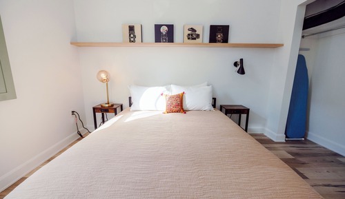 Deluxe Suite, City View