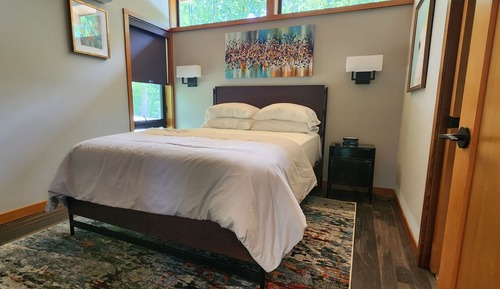 Deluxe Suite, Private Bathroom (Suite 1)