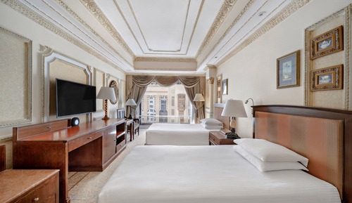 Classic Room, 2 Twin Beds, Club Lounge Access, City View