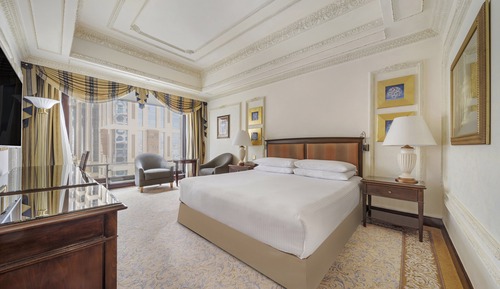 Classic Room, 1 King Bed, City View (Walk in Shower)