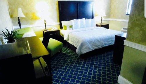 Deluxe Room, 1 King Bed, Non Smoking