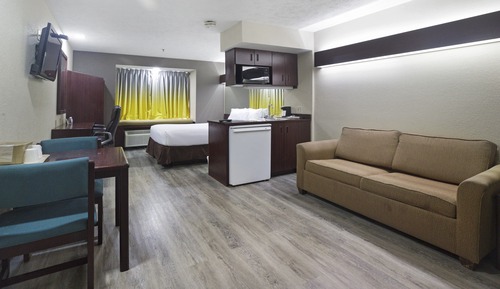 Studio Suite, 1 Queen Bed, Non Smoking
