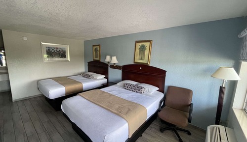 Standard Room, 2 Queen Beds, Non Smoking