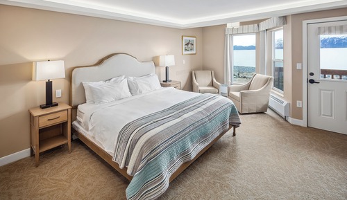 Luxury Room, 1 King Bed, Accessible