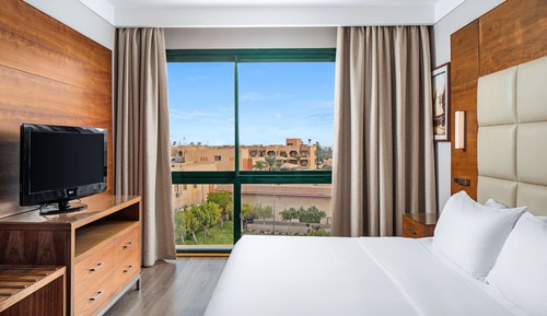 Executive Suite, 1 King Bed (Junior)