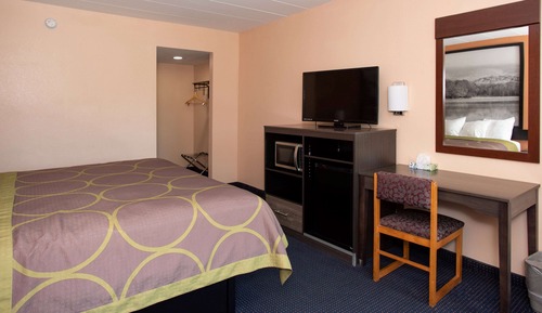 Room, 1 King Bed, Accessible, Non Smoking (Mobility Accessible)