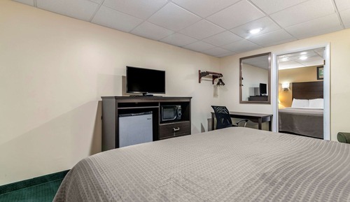 Room, 1 Queen Bed, Non Smoking