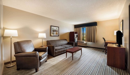 Suite, Multiple Beds, Non Smoking, Refrigerator & Microwave (with Sofabed)