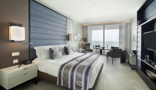 Premium Room, 1 King Bed, Ocean View