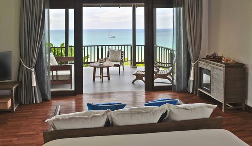 Bayfront Deluxe Room
