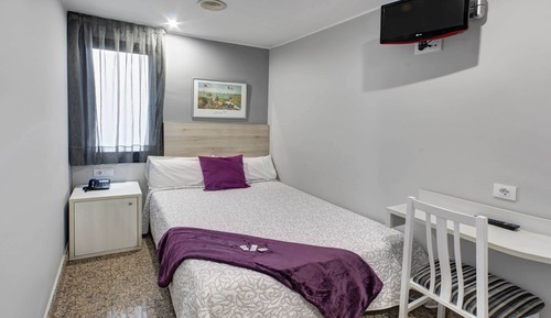 Double Room Single Use