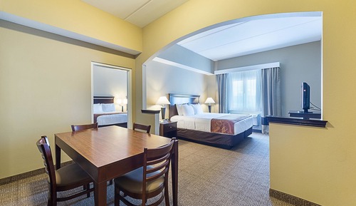 Suite, Multiple Beds, Non Smoking