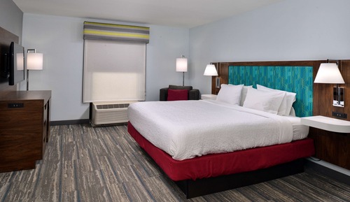 Suite, 1 King Bed, Non Smoking