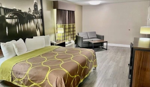 Studio Suite, 1 King Bed, Non Smoking