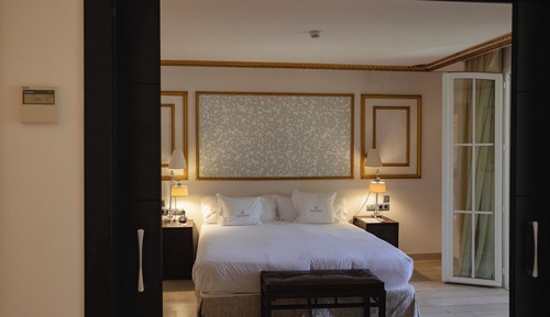 Suite, Garden View