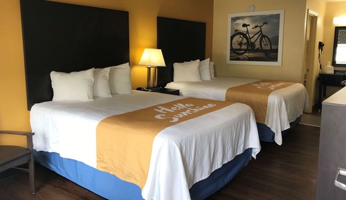 Room, 2 Queen Beds, Non Smoking