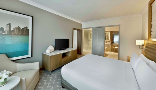 Suite, 1 King Bed