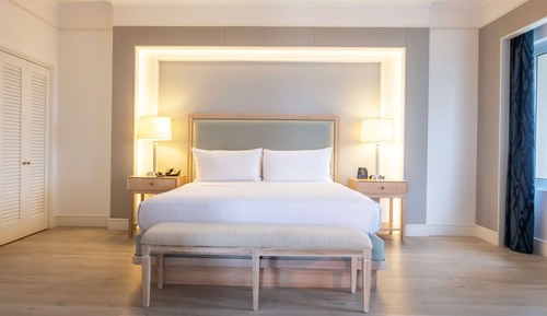 Suite, 2 Queen Beds, Accessible
