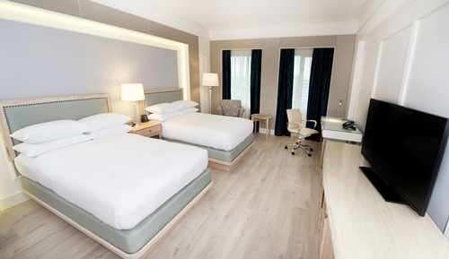 Executive Room, Business Lounge Access