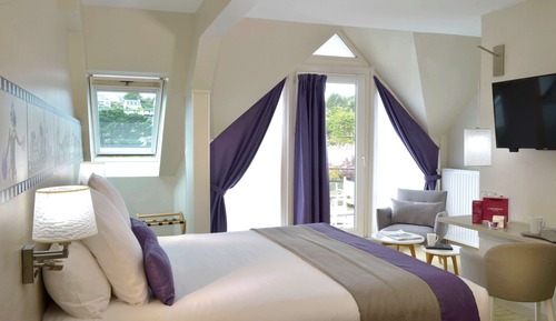 Superior Room, 1 King Bed, Terrace (Twin bed on request)