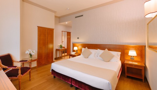 Junior Suite (Single Use)