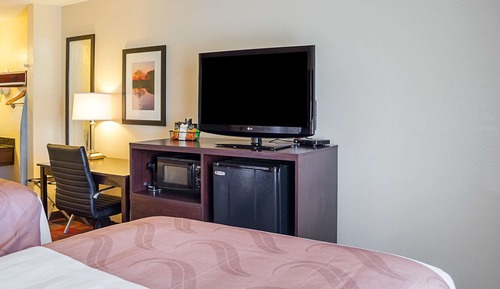 Standard Room, 2 Double Beds, Smoking