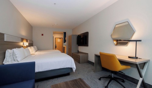 Suite, 2 Queen Beds