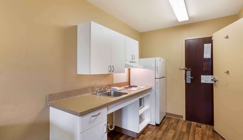 Studio, 1 Queen Bed, Accessible, Non Smoking