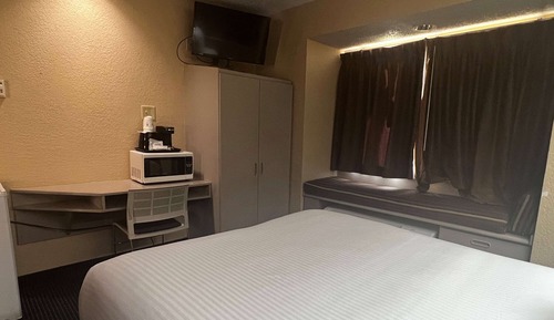 Room, 1 Queen Bed, Non Smoking