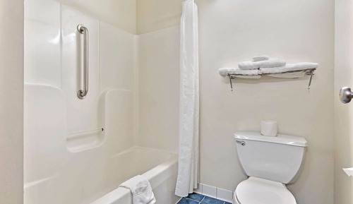 Standard Room, 1 King Bed, Non Smoking, Refrigerator & Microwave
