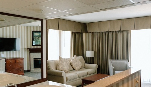 Suite- Bay View – 1 King