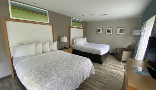Superior Suite, 2 Queen Beds (Smoke Free)