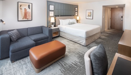 Superior Room, 1 King Bed, Golf View, Lakeside
