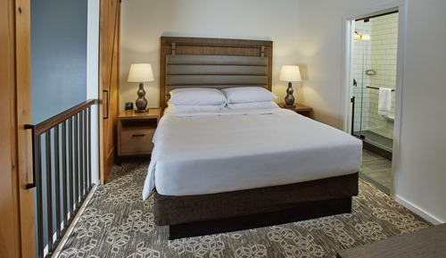 One Bedroom Queen Villa