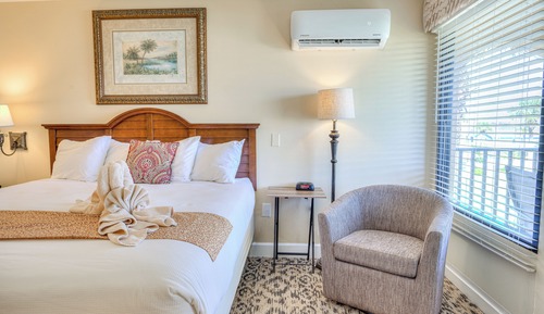 Two Story Townhouse Suite, Partial Oceanview, Jetted Tub