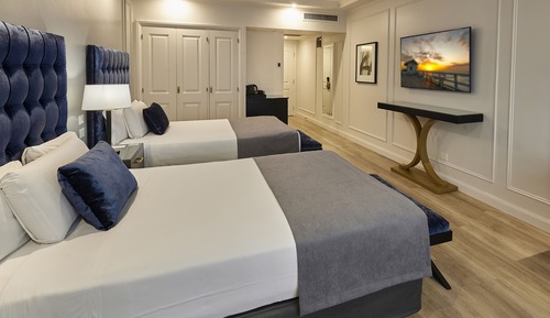 Deluxe Room, 2 Double Beds, City View