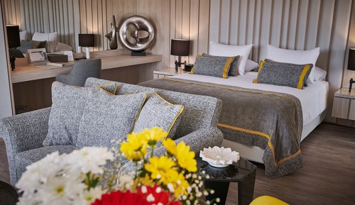 Divine Terrace Suite