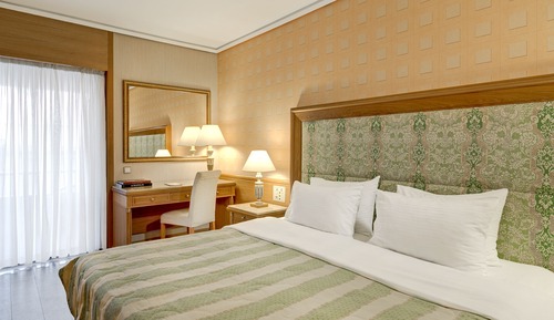Essential Room