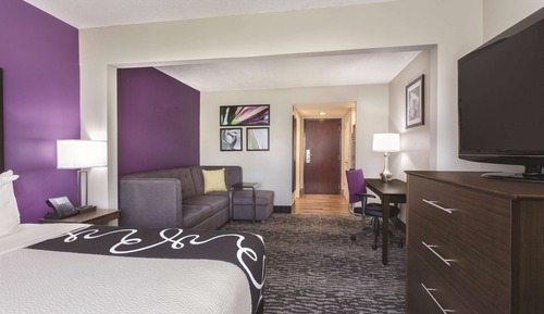Deluxe Room, 1 King Bed, Non Smoking