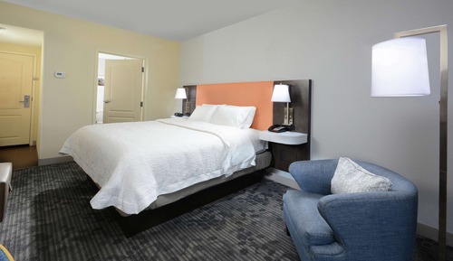 Suite, 1 King Bed, Non Smoking