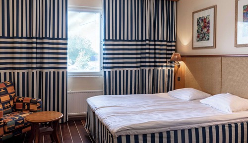 Economy Room, 1 King Bed