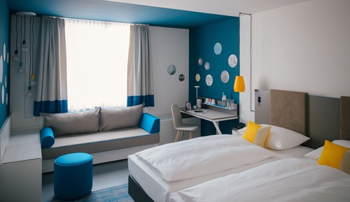 Room (Lounge)