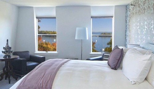 Bay View Executive Corner Room 