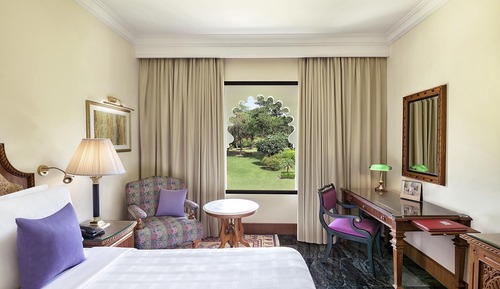 Premier Garden View Room King