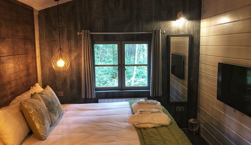 Woodland Lodge, Hot Tub
