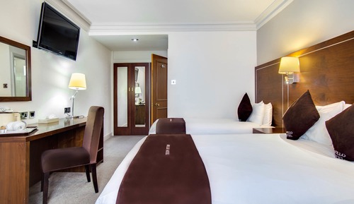 Premium Family Room
