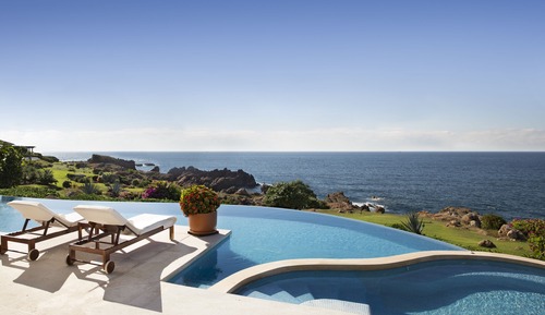 Cielo Oceanfront Villa