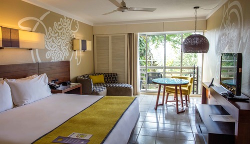 Room, 1 King Bed, Lagoon View