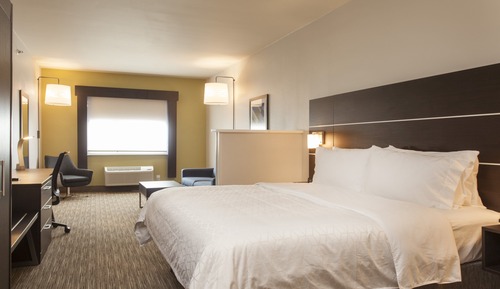 Standard Room, 1 King Bed, Accessible (Communication Accessible)